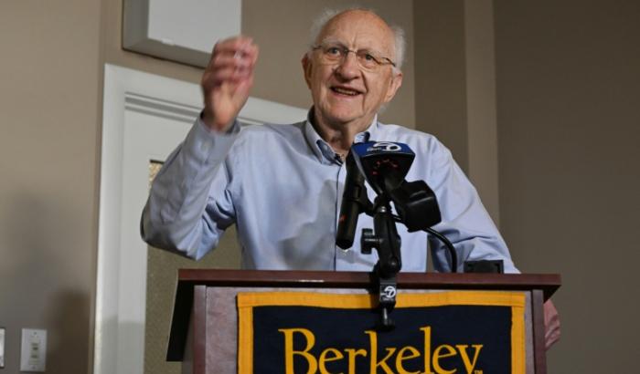 Einer der diesjährigen Physik-Nobelpreisträger hat die von US-Präsident Donald Trump vorangetriebenen Kürzungen im Wissenschaftsbereich scharf kritisiert. Es handele sich um ein "immens ernstes Problem", sagte John Clarke.