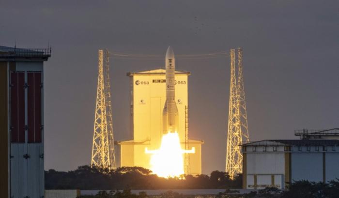 La fusée Ariane 6 au décollage à Kourou en Guyane le 4 novembre 2025