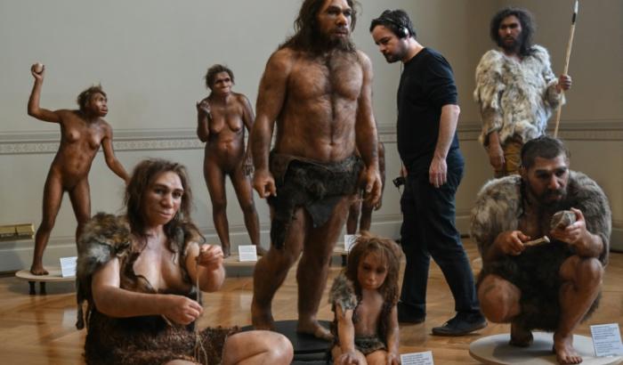 Reconstitution artistique des ancêtres humains exposée au musée national de Prague, le 4 février 2025 en République tchèque