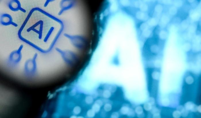 Plus de 700 scientifiques, personnalités politiques, entrepreneurs tech et célébrités appellent à l'arrêt dau développement d'une superintelligence artificielle (IA) face aux risques que cela ferait encourir à l'humanité