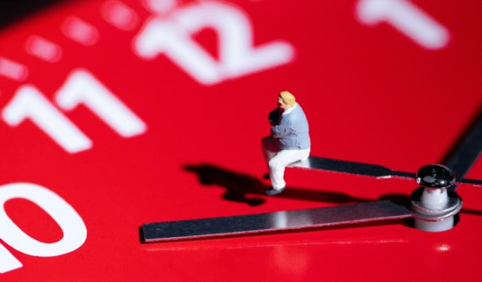 Mit einem neuartigen Test kann der Biorhythmus eines Menschen anhand einer Haarprobe abgelesen werden. Die von Charité-Forschern entwickelte Methode soll etwa Krebstherapien besser an die innere Uhr eines Patienten anpassen.