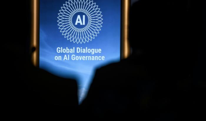 Au cours du premier Dialogue mondial sur la gouvernance de l'Intelligence artificielle, à Genève le 6 juillet 2026