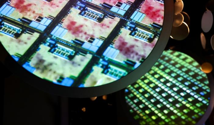 Die Forschung und Entwicklung von Halbleitertechnik findet nach Angaben des Münchener Ifo-Instituts zunehmend außerhalb Europas statt - vor allem in Asien. Umgekehrt verlieren die europäischen Länder an Boden.