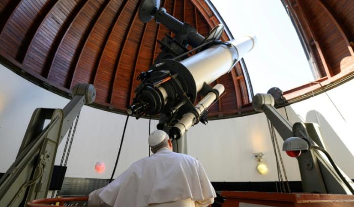 Am 56. Jahrestag der Mondlandung hat Papst Leo XIV. mit dem US-Astronauten Buzz Aldrin telefoniert. Er besuchte zudem das Observatorium des Vatikans in Castel Gandolfo.