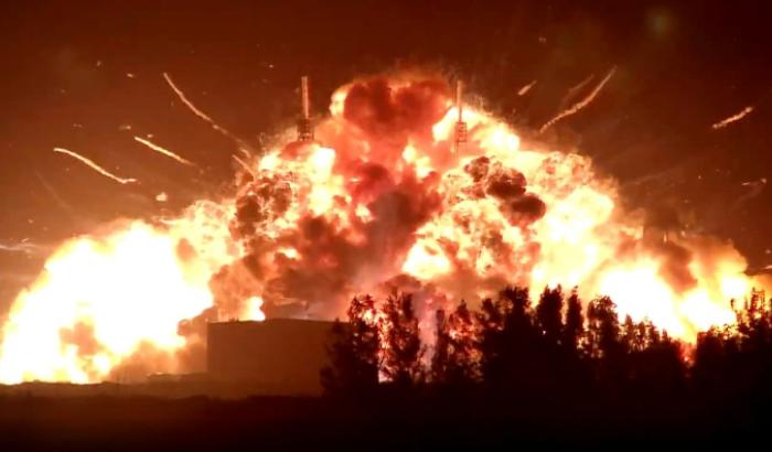 Image tirée d'une vidéo montrant l'explosion de la fusée New Glenn de Blue Origiin, le 28 mai 2026 à Cap Canaveral, en Floride