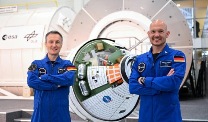 Bundeswirtschaftsminister Robert Habeck (Grüne) will deutsche Astronauten mit einer neuen US-Mission auf den Mond bringen. Das Wirtschaftsministerium setzte sich "dafür ein, dass auch deutsche Astronauten zum Mond mitfliegen", erklärte es.