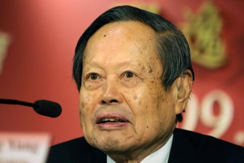 Chen Ning Yang, lauréat du prix Nobel de Physique 1957, le 16 juin 2009 à Hong Kong