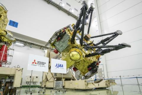 Les modules d'exploration et de retour constituaent la sonde spatiale Martian Moons eXploration (MMX) au Centre spatial de Tanegashima, à Minamitane (dans la réfecture de Kagoshima, le 13 août 2026 au Japon