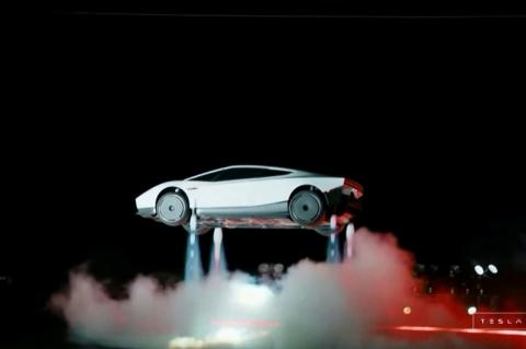 "Fliegende Autos sind Wirklichkeit": Tesla-Chef Elon Musk hat den lange erwarteten neuen Roadster des US-Elektroautobauers vorgestellt, der in der "Thrust"-Version mit Schubdüsen kurze Strecken in der Luft zurücklegen kann.