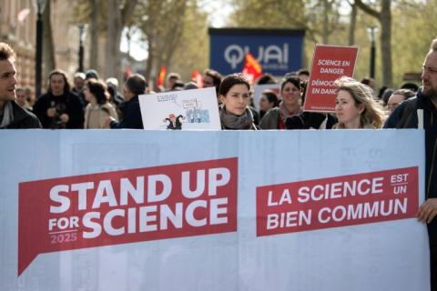 Manifestation de soutien au milieu scientifique américain, à Toulouse, le 3 avril 2025