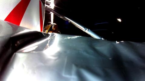 Une image d'une partie de l'alunisseur endommagé de l'entreprise américaine Astrobotic dans l'espace, le 8 janvier 2024