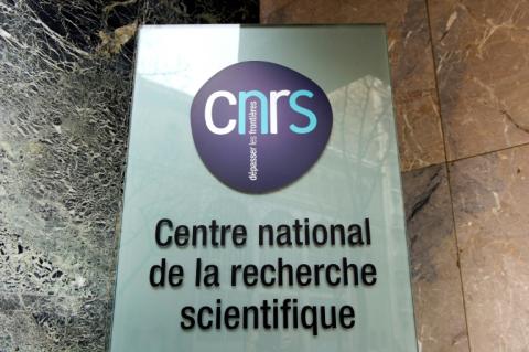 Le Centre national de la recherche scientifique (CNRS) va piloter un programme de recherche, "Origins", pour développer les technologies et instruments qui serviront à la recherche sur les origines de la vie