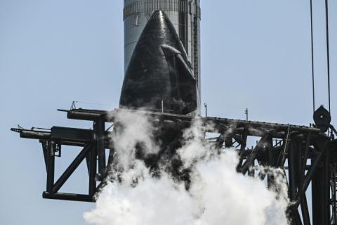 Das US-Raumfahrtunternehmen SpaceX will am Donnerstag erneut seine Mega-Rakete Starship testen, die in ein paar Jahren US-Astronauten auf den Mond und dereinst auch Menschen auf den Mars bringen soll.