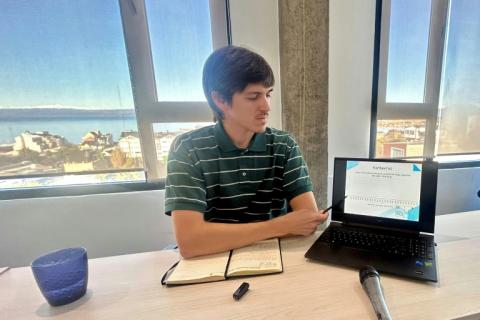 Juan Petrina, directeur en charge des questions d'épidémiologie de la province de Terre de Feu, en Argentine, le 9 mai 2026 à Ushuaïa