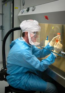 CDC researcher in BL3 laboratory