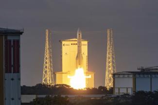 La fusée Ariane 6 au décollage à Kourou en Guyane le 4 novembre 2025