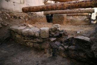 Neu entdeckte Überreste einer 20 Meter langen Mauer aus der Zeit der Gallier könnten der Beweis dafür sein, dass Paris schon immer Paris war: Der jetzt ausgegrabene Mauerabschnitt war möglicherweise Teil der Befestigungsanlage des gallischen Ortes Lutetia.