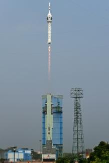 Photo diffusée par l'Organisation indienne de recherche spatiale (ISRO), le 21 octobre 2023, montrant le décollage du véhicule d'essai Gaganyaan (TV) depuis le centre spatial Satish Dhawan à Sriharikota, une île au large des côtes du sud de l'État d'Andhra Pradesh