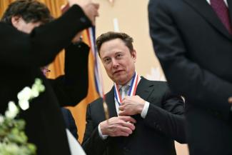 Elon Musk reçoit une médaille scientifique à Washington, le 8 octobre 2026