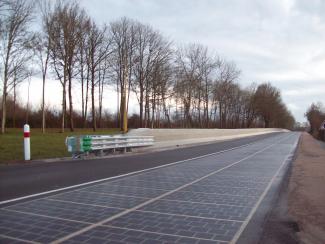Solarstrooss an Tourouvre a Frankräich
