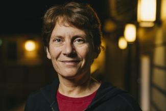 Carolyn Bertozzi, prix Nobel 2022 en chimie, sur une photographie fournie le 5 octobre 2022 par son université de Stanford, en Californie